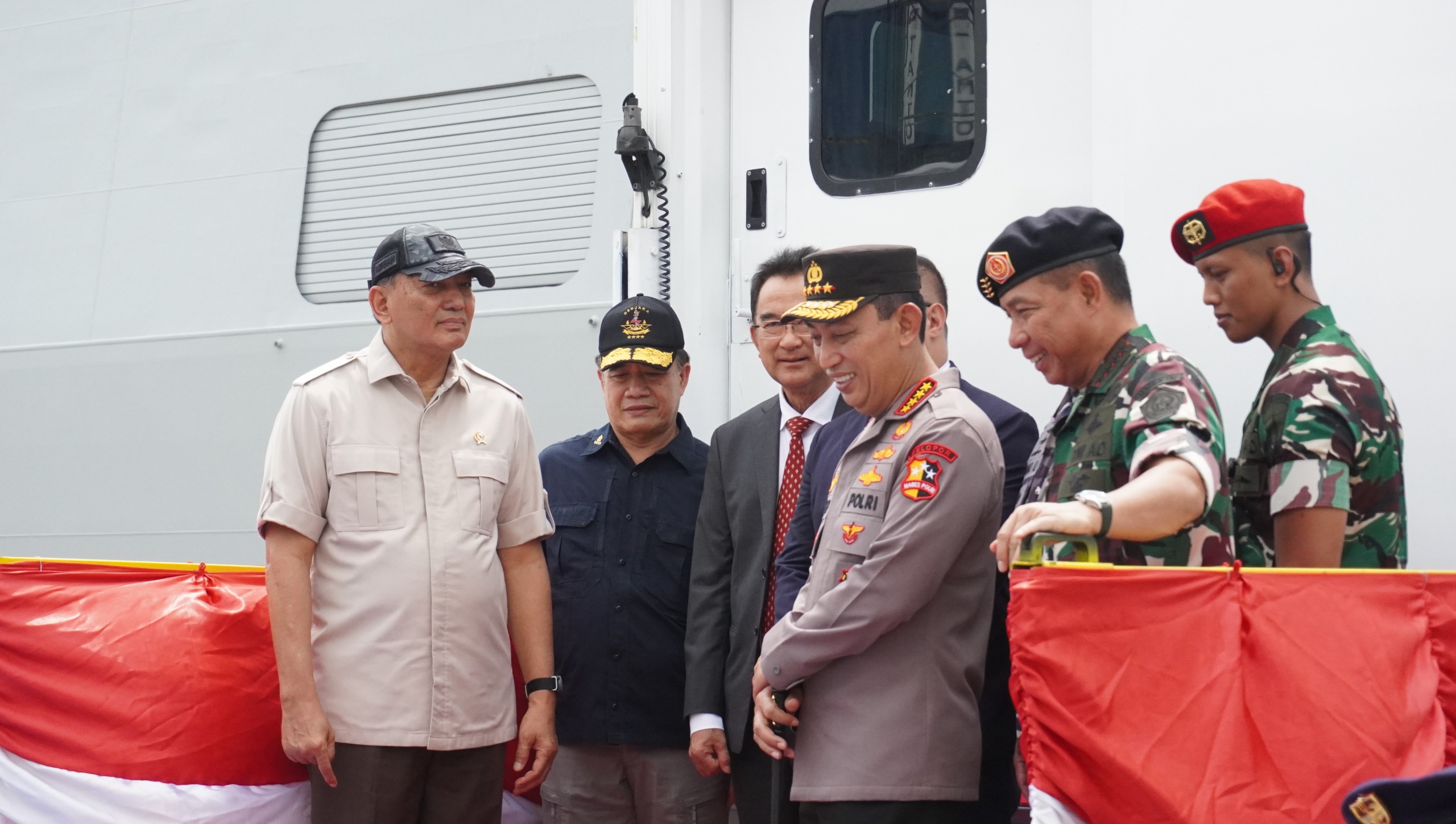 Penyambutan & Penyerahan KRI Brawijaya-320 Berlangsung Khidmat di Dermaga 107 Tanjung Priok