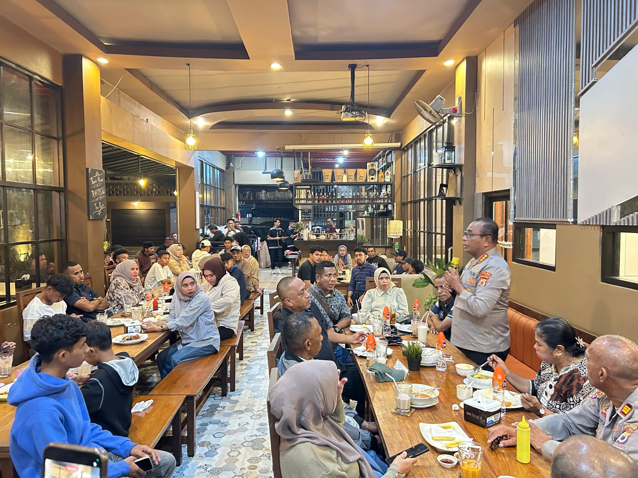 Bacarita Kamtibmas di Nusaniwe, Kombes Hujra Soumena Minta Hilangkan Ego Agama Demi Maluku Pung Bae