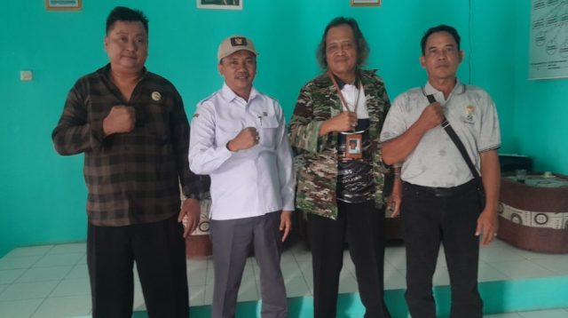 Kunjungan Kerja Tim Media Tribun Cakra News dan Suara Republik Disambut Baik Ketua APDESI Gunung Sari